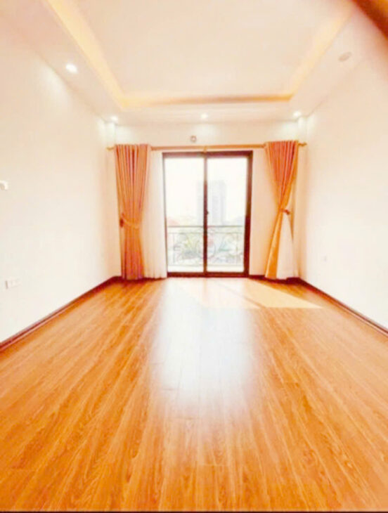 SIÊU PHẨM 5 TẦNG Ở NGAY, CHỈ 5,5 T.Ỷ (TL) – PHỐ ĐÀM QUANG TRUNG – VỊ TRÍ ĐẸP – NGAY CẠNH AEON LONG