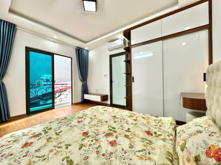 CHÍNH CHỦ BÁN NHÀ NGỌC THỤY GẦN 40 MÉT 5 TẦNG NGOC THÔNG-KHU LÕI NGỌC THỤY TIỆN ÍCH KHÔNG THIẾU GÌ
