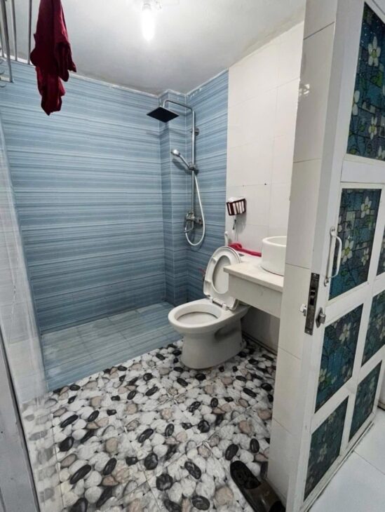 BÁN NHÀ ÂU CƠ – GẦN TRƯỜNG HỌC, GẦN CHỢ – 3 TẦNG, 3 PHÒNG NGỦ – DIỆN TÍCH 32M² – GIÁ 2,3 TỶ (CÓ