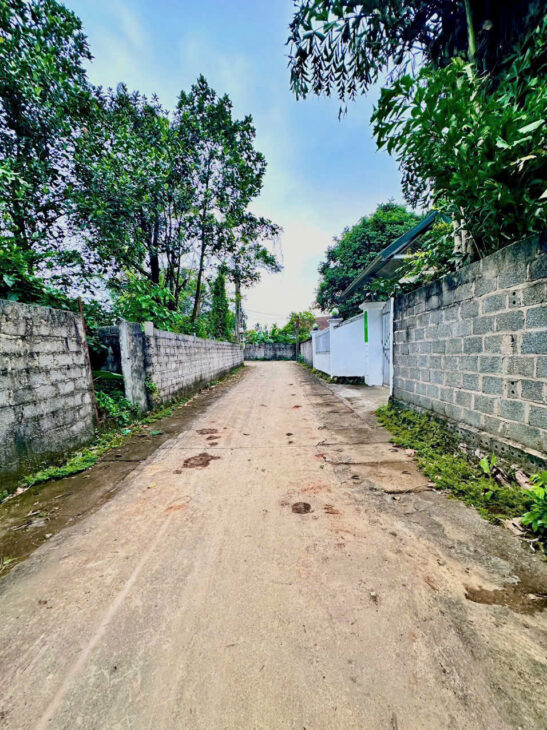 cc gửi bán 103m đất full nam phương tiến CM-HN cách ql21A 600m ô tô thông