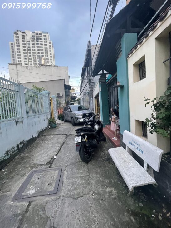 Nhà xe hơi đỗ trước cửa, kế khu Làng đại học Phước Kiển, cách mt LVL chỉ 50m,Sổ Hồng riêng,Giá 3ty5