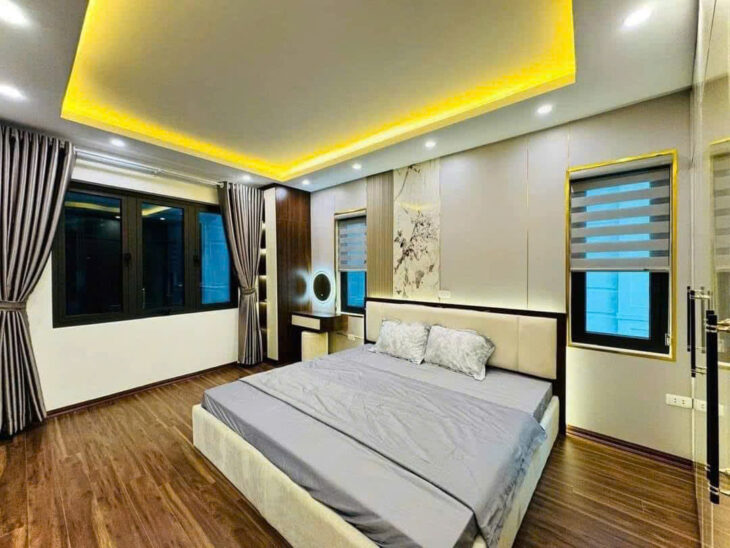 Bán nhà Lê Trọng Tấn- Hà Đông PHÂN LÔ – Ô TÔ- THANG MÁY 35mx 5 tầng 7.2 tỷ.