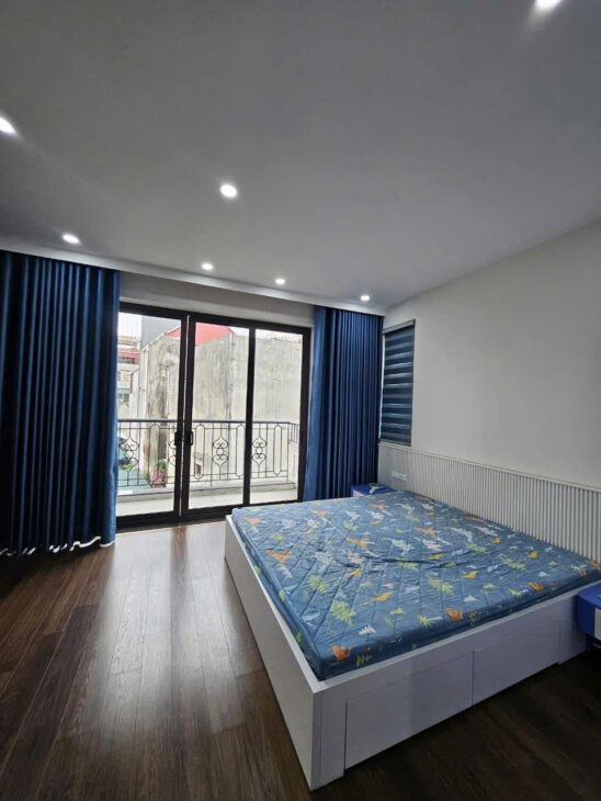 Bán nhà Quần Ngựa 51mx7 tầng thang máy, đẹp, vừa ở vừa kinh doanh 11.3 tỷ.
