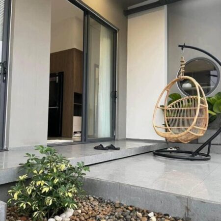 Nhà lô góc hai mặt phố thuộc KĐT Petro Quang Trung.- Vị trí trung tâm của thành phố, khu vực rất