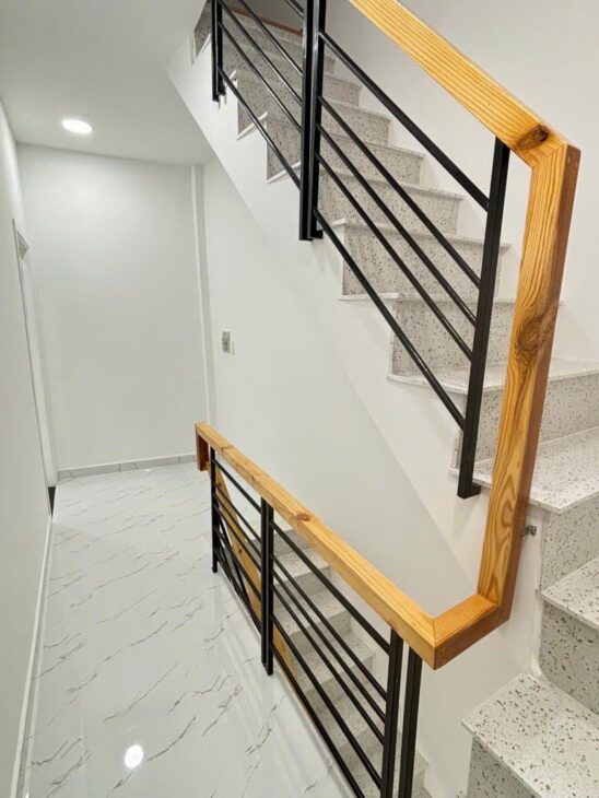 Nhà đẹp HXH 1trục thông, P13 Bình Thạnh, 5.3mx6.9m, 3tầng BTCT, nhỉnh 4tỷTL