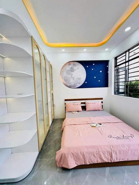 CĂN NHÀ SÁT BÊN Emart. HẺM 1 SẸC