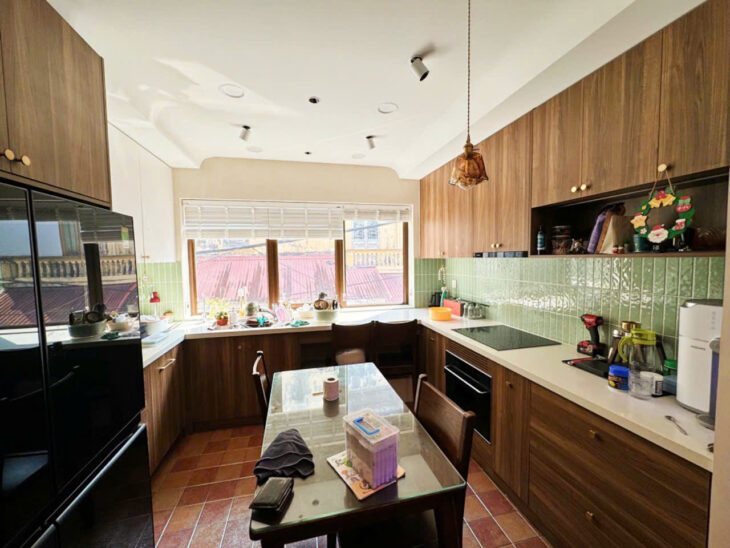 HIẾM – ĐỘC – LẠ, THẠCH_BÀN LONG BIÊN 37 M², 6 TẦNG – Ô TÔ NGỦ TRONG NHÀ – KINH DOANH – TẶNG NỘI