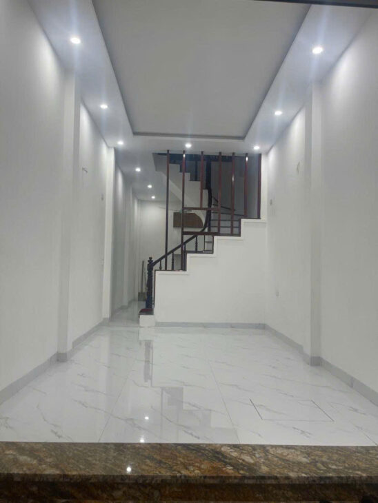 TRUNG TÂM-NHÀ ĐẸP-VIP-LÔ GÓC phố Định Công Hoàng Mai.Diện tích 30 mét, 5 tầng nhỉnh 6 tỷ