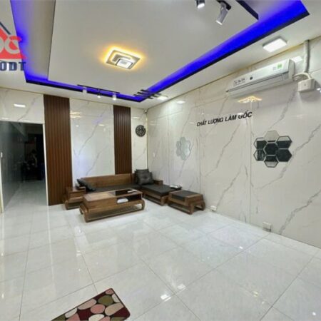 NP1006 nhà mặt tiền đường, khu dân cư, kinh doanh sầm uất, phù hợp mở văn phòng