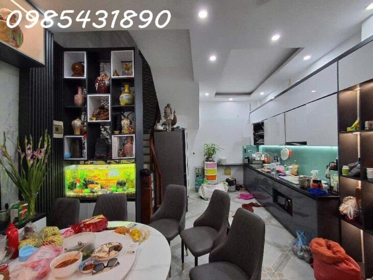 Bán nhà đẹp hơn hoa khôi, phố Kim Giang, Hoàng Mai, xe con cách nhà hơn 20m, gần trường Thăng Long,