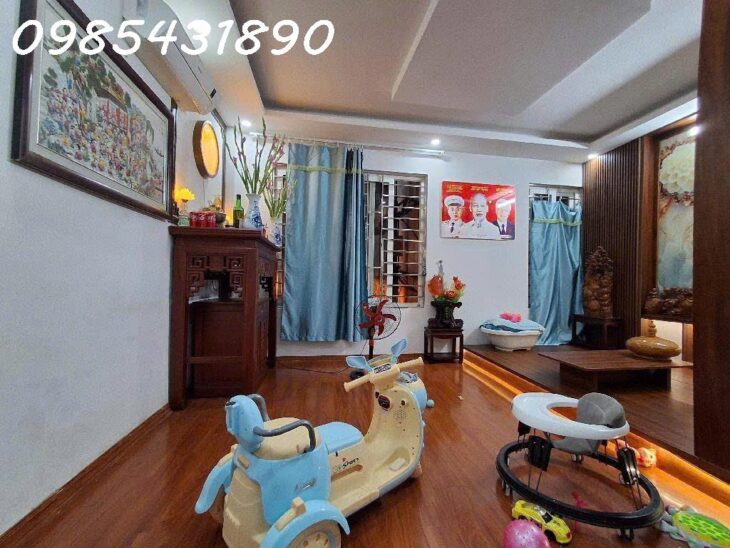Bán nhà đẹp hơn hoa khôi, phố Kim Giang, Hoàng Mai, xe con cách nhà hơn 20m, gần trường Thăng Long,