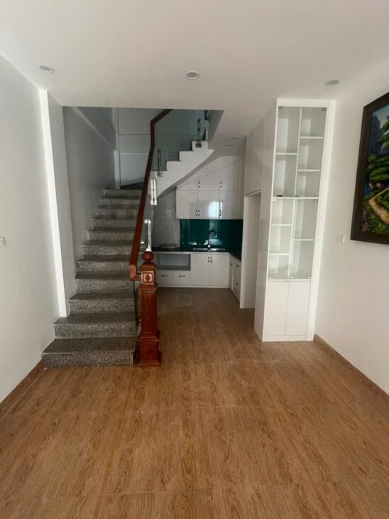 CHÍNH CHỦ BÁN NHÀ NGỌC THỤY. CÁCH CÔNG VIÊN NGỌC THỤY 200M. GẦN TRƯỜNG QUỐC TẾ VIỆT PHÁP . DT