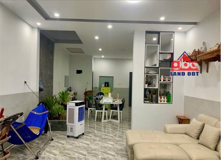 chuyển công tác cần bán gấp nhà đẹp mới hoàn thiện đầu năm 2023. xóm đạo an ninh