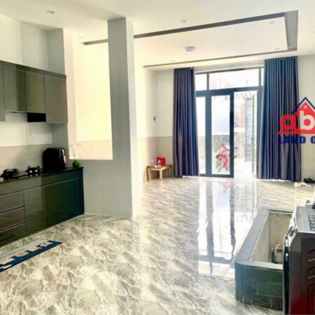 chuyển công tác cần bán gấp nhà đẹp mới hoàn thiện đầu năm 2023. xóm đạo an ninh