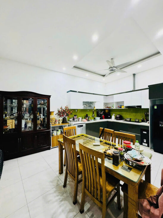 NGÕ 10 LÁNG HẠ – NGÕ THÔNG TỨ PHÍA – NHÀ XÂY CHẮC CHẮN Diện tích 54m2 – Giá 9 tỷ có TL Hiện