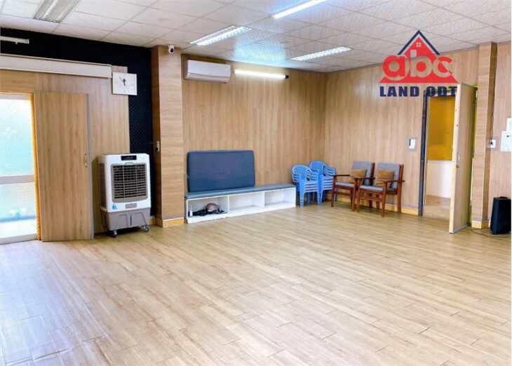 NP998 bán nhà c4 vị trí gần đường NAQ, khu xóm an ninh. thân thiện