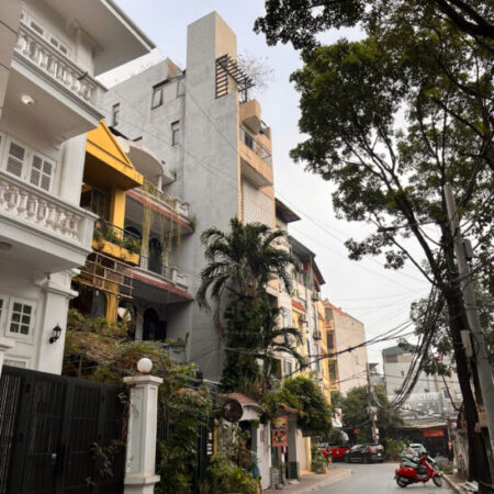 Trích Sài Tây Hồ – ô tô vào nhà – 6 tầng thang máy- view hồ – 69m nhỉnh 17 tỷ