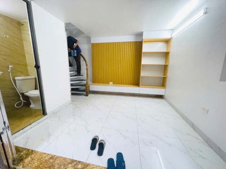 Chỉ hơn 3 tỷ – Nhà phố Cự Lộc, Thanh Xuân – 5 TẦNG FULL CÔNG NĂNG, FULL NỘI THẤT chỉ việc xách vali