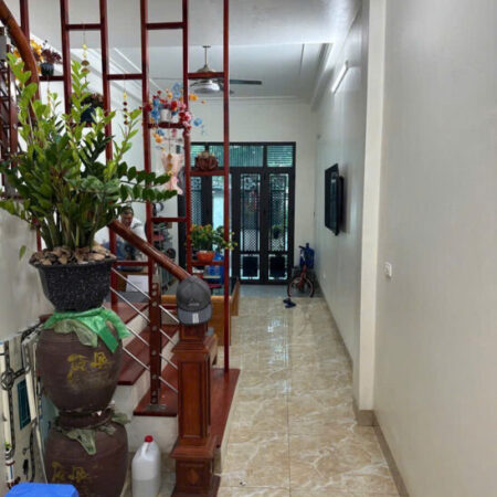 bán nhà tổ 2- Giang Biên-Long Biên, Giá chỉ hơn 4 tỷ
