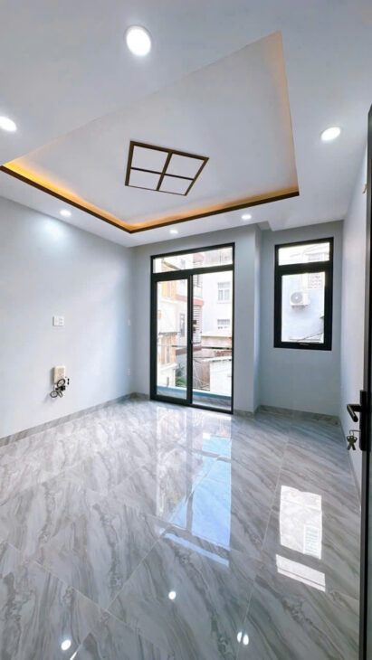 NGAY SÁT MẶT TIỀN Q4 NHÀ ĐÔI NGANG 7.7 DÀI 7.8 XÂY MỚI 4 TẤM CHỈ 89 TRIỆU M