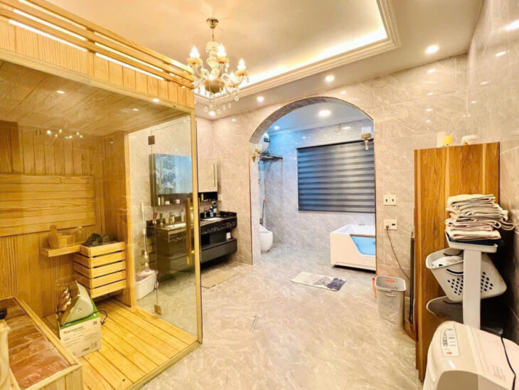 Siêu phẩm xây mới độc lập 5 tầng có thang máy tại khu phân lô phố Tây Văn Cao, ô tô đỗ cửa