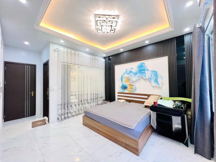 Siêu phẩm xây mới độc lập 5 tầng có thang máy tại khu phân lô phố Tây Văn Cao, ô tô đỗ cửa