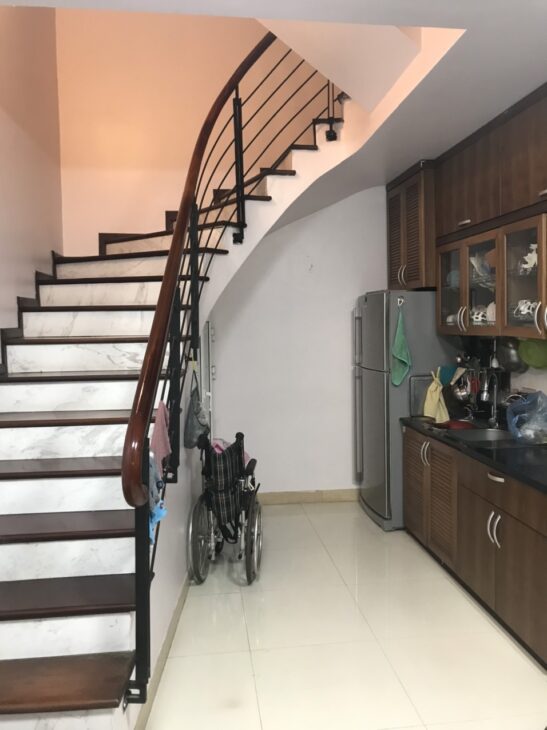 BÁN NHÀ MẶT PHỐ ÂU CƠ, TÂY HỒ,Ô TÔ TRÁNH. GIÁ 12 TỶ
