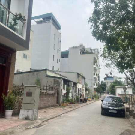 TÔI BÁN ĐẤT CHÍNH CHỦ TẠI LONG BIÊN DIỆN TÍCH 45/49M, GIÁ 6.4TỶ. Ô TÔ ĐỖ CỬA. VIEW THOÁNG ĐẸP.