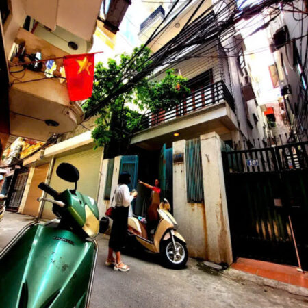 Bán nhà 73m², 5 tầng,Nguyễn Văn Cừ, Ngọc Lâm, Long Biên – 16.5 tỷ.Ô tô vào nhà.