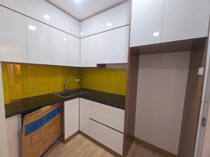 Bán tập thể tầng 3 Phương Liệt, Thanh Xuân, nhà đẹp 2 ngủ tặng nội thất
