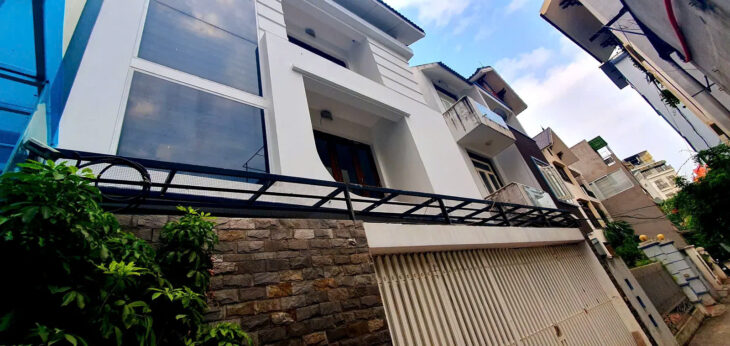 Bán nhà 103m², 4 tầng, 5PN, 5WC, Ngọc Thụy – Long Biên – 16 tỷ