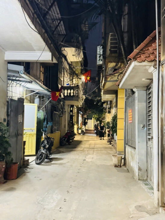 BÁN NHÀ DƯƠNG VĂN BÉ HAI BÀ TRƯNG, DT SỬ DỤNG 75M, 2 TẦNG, MẶT TIỀN 7M,, NGÕ VÀO 4M, GIÁ NHỈNH 3 TỶ