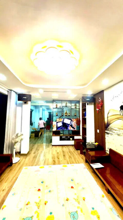 Bán nhà 5 tầng, 58m², Huỳnh Tấn Phát, Thạch Bàn, Long Biên – 11.5 tỷ.Ô TÔ CHÁNH, VỈA HÈ.