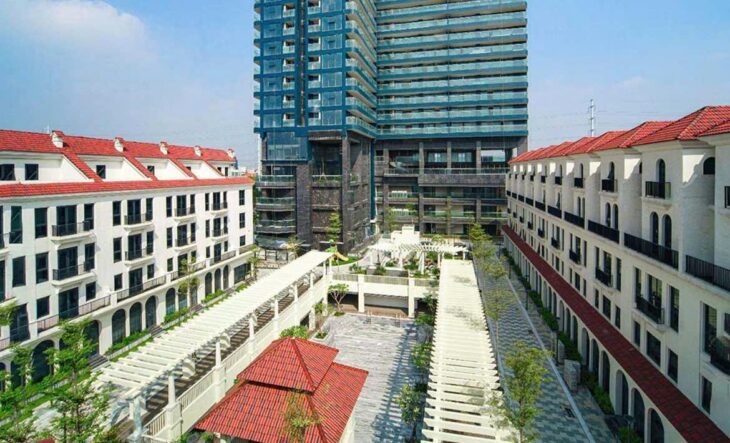 Liền kề vừa ở vừa kinh doanh tại Sunshine Golden River Ciputra.DT 98m2,5 tầng + 1 hầm. Giá 30.5 tỷ