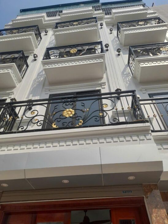 Bán nhà trung tâm Hà Đông, mới keeng, 36m2 x 5T, oto đỗ cửa, chỉ 5.3 tỷ