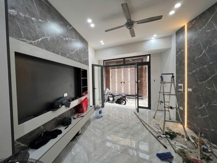 SIÊU VÍP – BÁN NHÀ NGỌC THỤY LONG BIÊN – NGÕ NÔNG GẦN Ô TÔ DT 35M ,GIÁ NHỈNH 5 TỶ CÁC BÁC ALO E