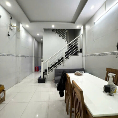 NHÀ GIÁ RẺ, MỚI, Ở NGAY, Đình Phong Phú Thủ Đức, 41m2 x2 tầng, giá chỉ 3.3 tỷ
