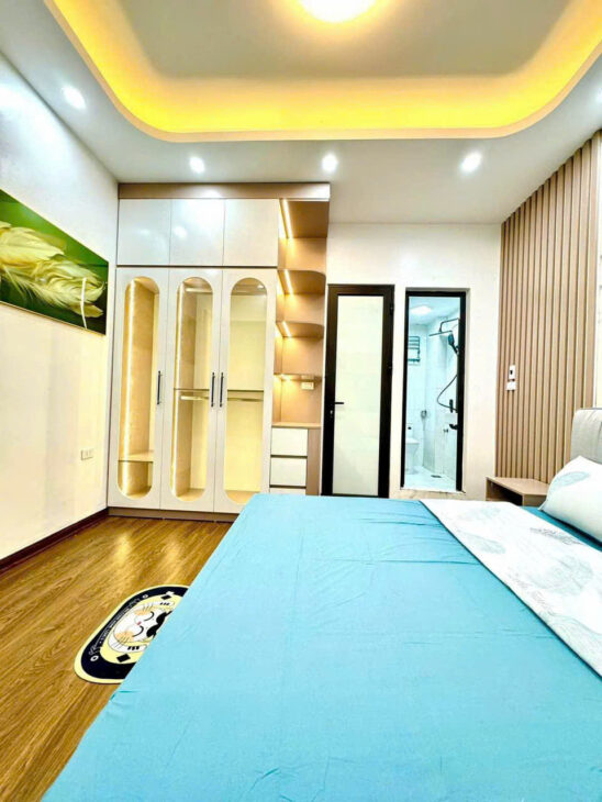 Bán gấp nhà Vạn Phúc, DT 50m2, MT 5m, 5 Tầng, Giá cực tốt 9 tỷ