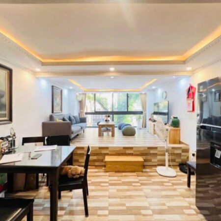 HIẾM – CHỈ NHỈNH 5 TỶ CÓ NGAY NHÀ ĐẸP – NGỌC THUỴ – LONG BIÊN – 40M x 5 TẦNG VỊ TRÍ ĐẸP – NGÕ TO