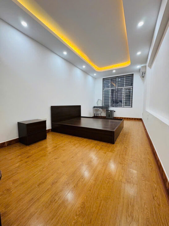 SIÊU HÓT NGỌC THỴ LONG BIÊN -NGÕ NÔNG THÔNG TỨ LUNG TUNG Ô TÔ TRÁNH 5 TẦNG GIÁ NHỈNH 7 TỶ CÁC BÁC