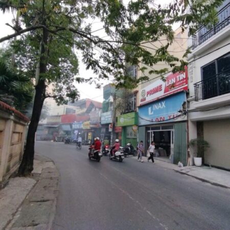 Bán nhà mặt phố Đa Sĩ-Hà Đông, mới xây, thang máy, DT 54m x 5T, MT 4m . Giá : 13 tỷ