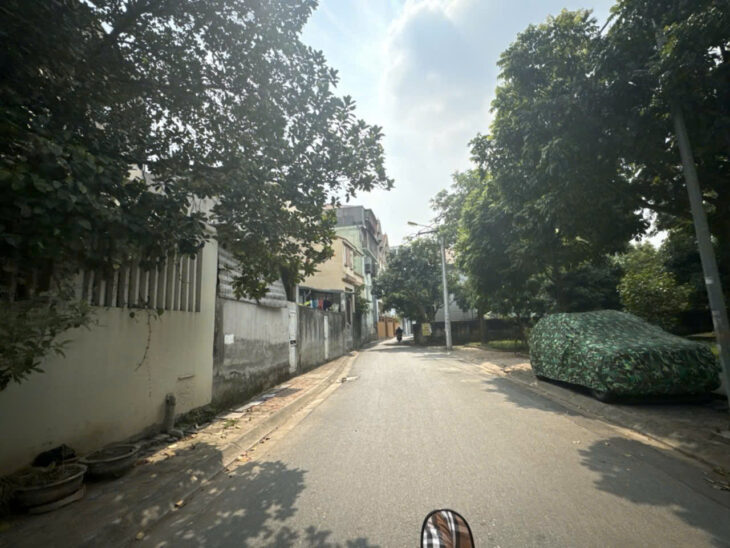 BÁN ĐẤT – NGỌC THUỴ – LONG BIÊN -. 53M – GIÁ 4,2 TỶ. ĐẤT ĐẸP -NGÕ NÔNG – THOÁNG SẠCH SẼ – Ô TÔ