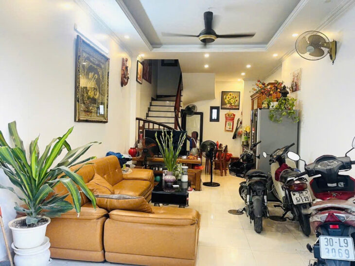 Cực hiếm,Bán nhà đẹp Ngọc Thụy Long Biên – Nội thất long lanh – Nở Hậu- Gần hồ- thoáng Oto 7 chỗ
