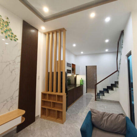 Nhà 60m, ra đường Lê Duẩn rất gần, Trung tâm mua sắm của Đà Nẵng, giá 3 tỷ 050