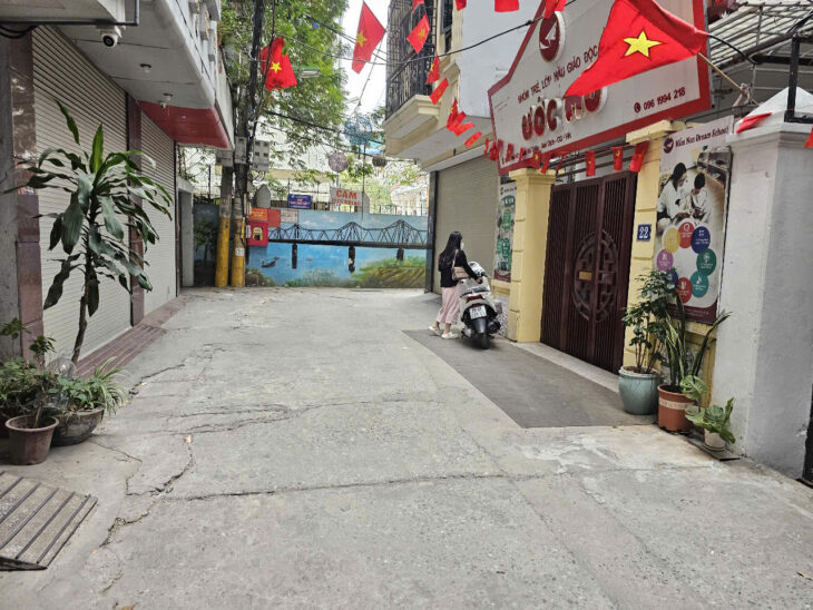 HIẾM CHUNG CƯ MINI MẶT PHỐ MỸ ĐÌNH– KINH DOANH SẦM UẤT– 8 TẦNG – 12 PHÒNG – DÒNG TIỀN 70TR/THÁNG –