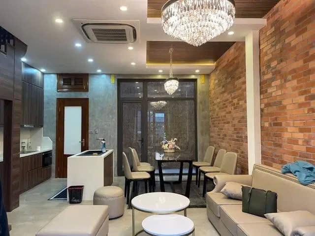BÁN NHÀ RIENG PHỐ NGỌC THỤY- LONG BIÊN 56M2, 4 TẦNG, MT 5.2M, 6 TỶ.