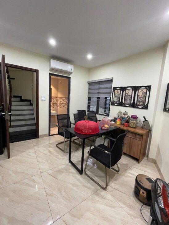 BÁN NHÀ LÔ GÓC NGÔ GIA TỰ – LONG BIÊN, DIỆN TÍCH 35M, 3 MẶT THOÁNG, VỪA Ở VỪA KINH DOANH. GIÁ 4.55