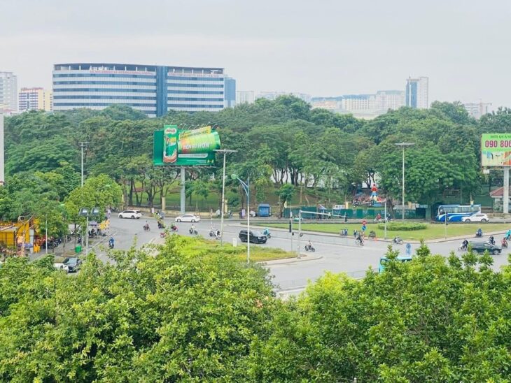 BÁN NHÀ HIẾM ĐƯỜNG NGUYỄN VĂN HUYÊN – DT 66M2 X 5 TẦNG – MẶT TIỀN 4M – GIÁ 19 TỶ TL