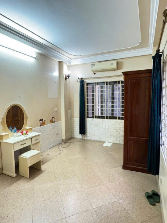 ????????????ĐỐNG ĐA- HIẾM- HƠN 5 TỶ- NHÀ ĐẸP- DÂN XÂY – 3 MẶT THOÁNG – 3 NGỦ KHÉP KÍN !!! ????Trung Phụng