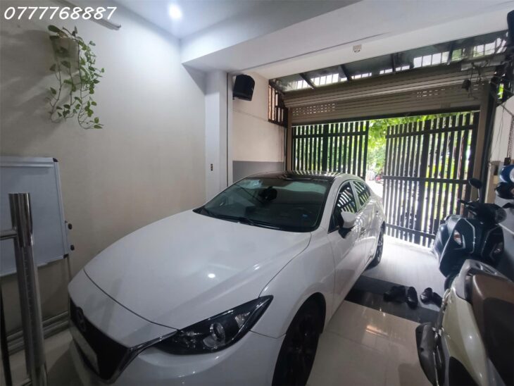 Bán MT đường lớn ngay Cao Đức Lân, P An Phú Quận 2